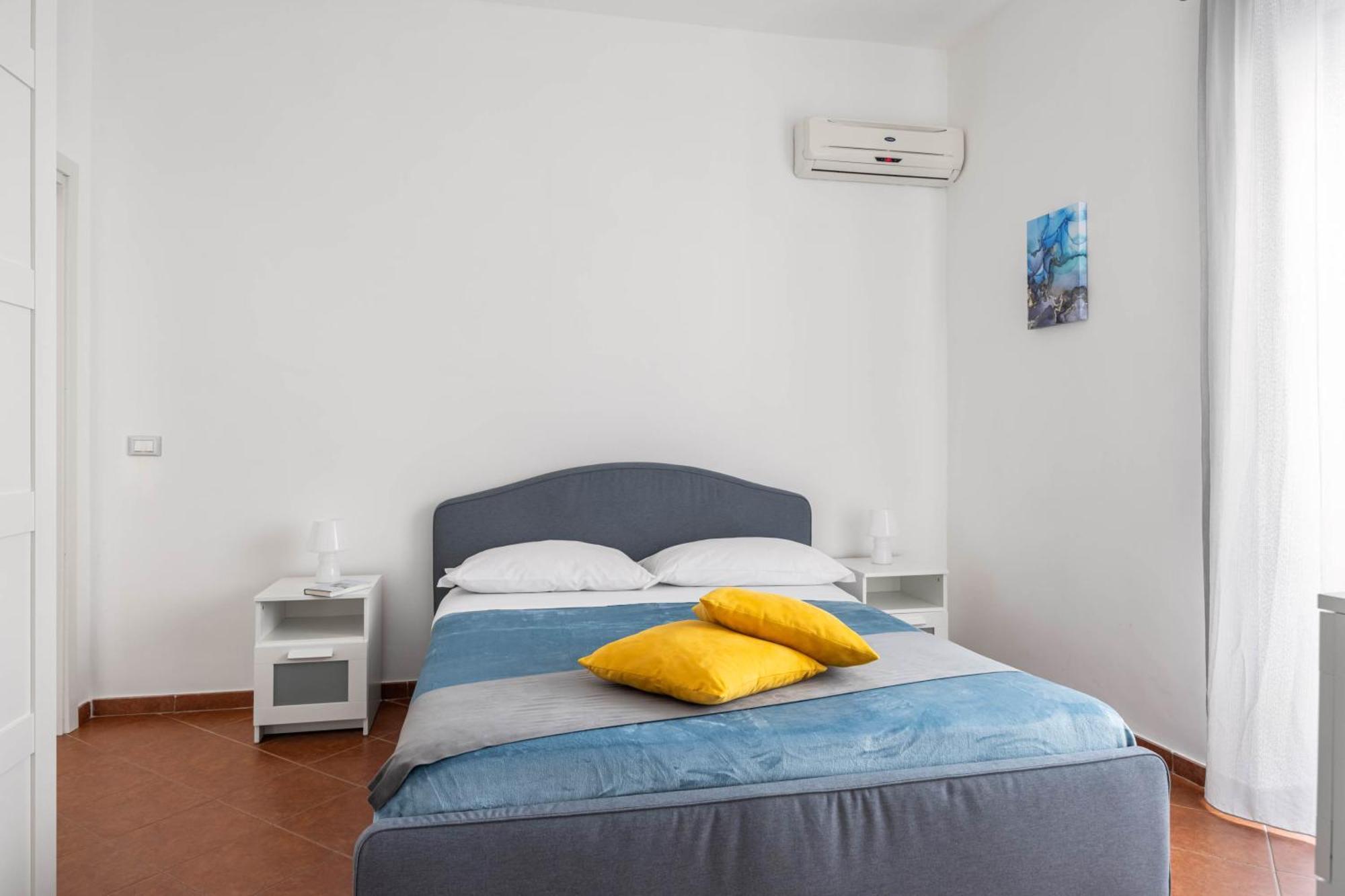Sedie Volanti Apartment With Jacuzzi Palermo Exterior photo